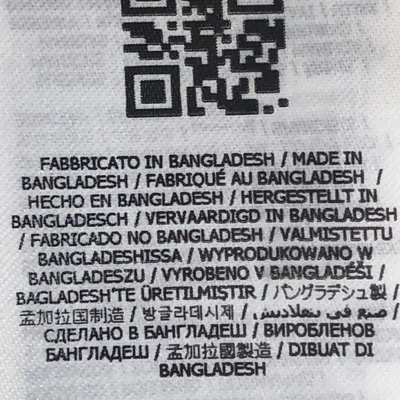 The Women’s or Girls Gold Sequins Top. GUESS. XS - Picture 7 of 9